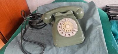 TELEFONO SIP VINTAGE AUSO SIEMENS VERDE MODERNARIATO DISCO COMBINATORE - Immagine 1 di 4