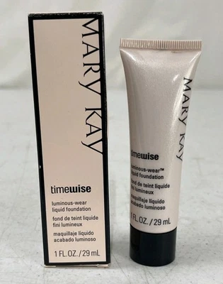 Mary Kay Timewise Luminous Wear Beige 8 Liquid Foundation #038712 NOS - Image 1 of 2