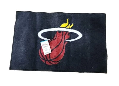 Коврик для начинающих Fanmats NBA Miami Heat нейлоновый лицевой 18 x 28 дюймов - Изображение 1 из 4