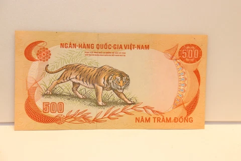 South Vietnam 500 Dong Tiger Note 1972 Palace of Independence Cover