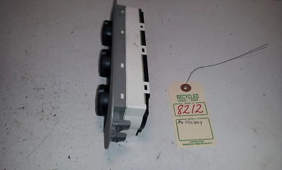 2006 Honda Odyssey Rear Climate Control Gray OEM #8212 - Image 1 of 4