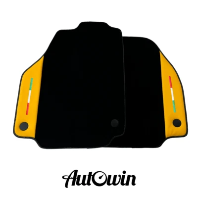 Alfombrillas negras marca AutoWin para Ferrari 458 Speciale con cuero amarillo Foto 1 de 4