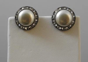 Pendientes con clip de tono plateado redondos coro de aproximadamente 5/8" P12 - Imagen 1 de 11