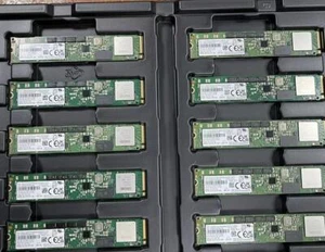 1.92TB Samsung SSD Gen3x4 PM983 NVMe 22110 PCIe M.2 MZ-1LB1T90 State Solid Drive - Picture 1 of 5