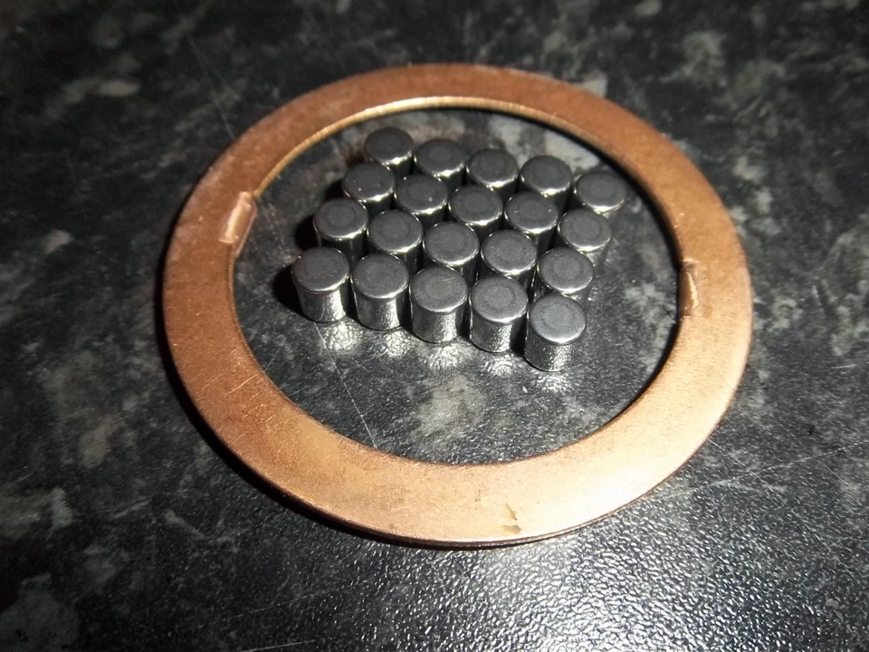 TRIUMPH CLUTCH ROLLER & THRUST WASHER T100 T120 BONNEVILLE UK MADE 57-1735 K - Image 1 of 1