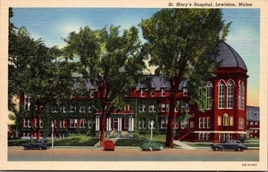 Cartolina St Mary's Hospital Lewiston Maine Cars alberi lino bordo bianco - Foto 1 di 2