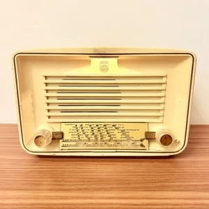 RADIO VINTAGE PHILIPS BI210A BACHELITE 1952 D’EPOCA A VALVOLE MILANO DESIGN - Foto 1 di 11