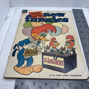NEW FUNNIES 207 WOODY WOODPECKER DELL COMICS 1954 WALTER LANTZ 32-1008C - Picture 1 of 1