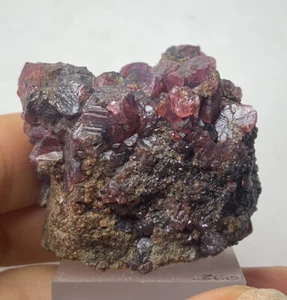Cristal de zafiro rubí (109gr) cristal de zafiro rubí Winza, Tanzania - Imagen 1 de 8