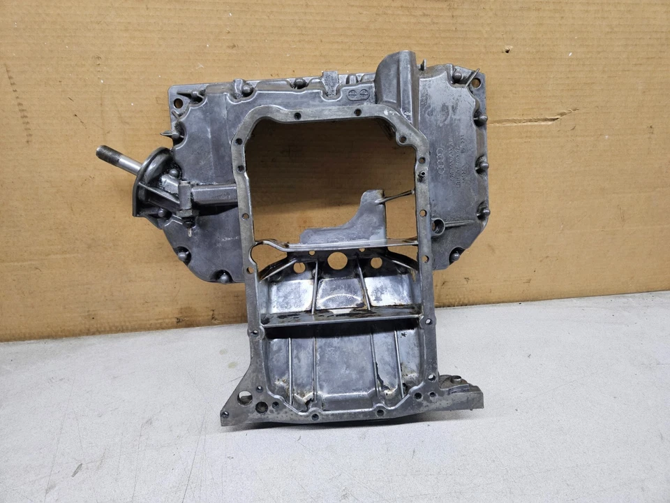 98-05 Audi A4 A6 VW Passat 2.8L VV6 cárter de aceite de motor superior 078103603AM Foto 1 de 4