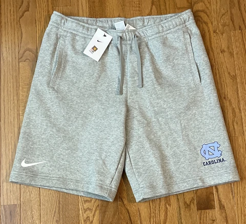Men's North Carolina Tar Heels UNC Nike Club Fleece Shorts NWT XL Cover