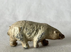 Seltenes Vintage bemaltes Metallspielzeug Wild-/Zootier EISBÄR Britains Ära #48-324 - Bild 1 von 9