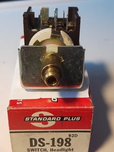 74-79 JEEP CHEROKEE HEADLIGHT SWITCH - Picture 1 of 4