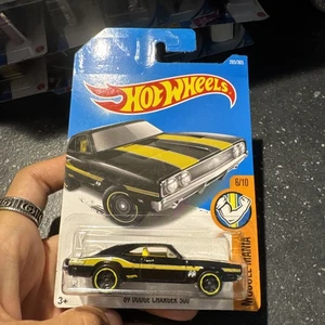 Hot Wheels ‘69 DODGE CHARGER 500 MUSCLE MANIA MOONEYES 6/10 2015 - Picture 1 of 2