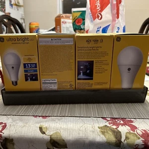 Lot of 4 GE Ultra Bright 150 Watt EQ A23 Daylight Dimmable LED Light Bulb 150W - Picture 1 of 15