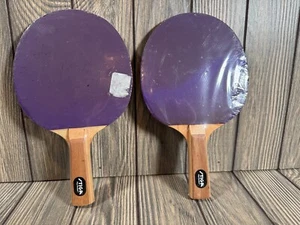2x Vintage Stiga Ping Pong Paddle Purple / Green Sealed Play the Best Classic - Picture 1 of 8