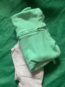 Jogginganzug(Kapuzenjacke Gebraucht mint)Gr. 68 und Hose gau / mint Gr .62 Neu - Bild 1 von 16