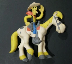 Lucky Luke et Jolly Jumper Rarissime grand pouët TBE - Foto 1 di 4