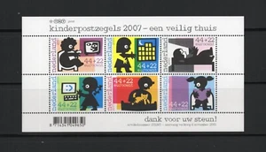 R6985 Netherlands 2007 children's safety SHEET MNH - Picture 1 of 1