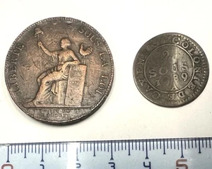 Lot 2 Pièces France Monneron 1791 Et 2 Sous 1789 Colonies Dans L’état REF81538 - Bild 1 von 2