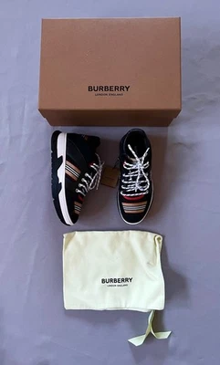 НОВЫЙ BURBERRY London Англии KIDS мальчиков кроссовки / обувь Великобритании/AUS 1 США 2 SZ ЕС 33 - Изображение 1 из 4