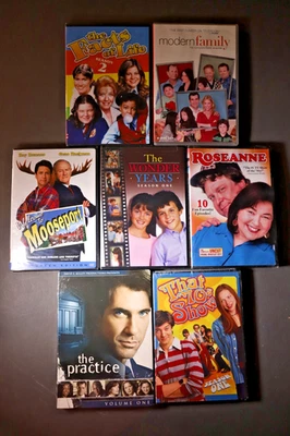 Lot 7 TV Shows DVDs Series NEW SEALED! 70s Roseanne Facts of Life Modern Family Foto 1 de 4