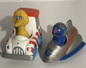 1983 Set of 2 Sesame Street Childrens Television Hasbro Diecast Grover Big Bird
