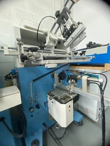 automatic screen printing machine - Picture 1 of 3