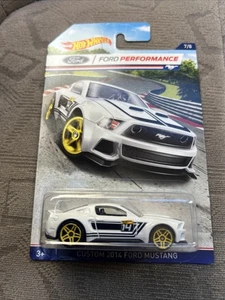 2016 HOT WHEELS FORD PERFORMANCE!  Custom Ford Mustang 2014! Walmart Exclusive! - Bild 1 von 3
