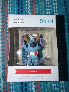 Hallmark 2024 Disney STITCH mit Geweih rote Box Weihnachtsschmuck - Bild 1 von 3