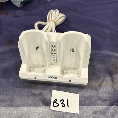 Nintendo Wii NYKO Controller Charge Station Dock White 87090-A50 - Image 1 of 2
