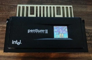 INTEL PENTIUM II 266MHZ SL2HE SLOT 1 CPU mit Kühlkörper - Bild 1 von 2