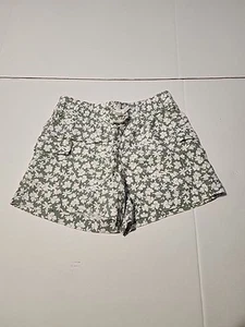 Green Floral Linen Blend Girls' Shorts~Pull-On~Choice of Sizes~NEW w/tags - Picture 1 of 3