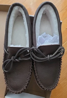 mens moccasins slippers Size 8 - Moose Hide, Handmade - Image 1 of 4