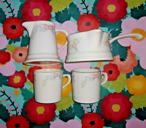 Pfaltzgraff Wyndham Set of 4 Mug Creamer Gravy Boat Good Condition Floral - Picture 1 of 17