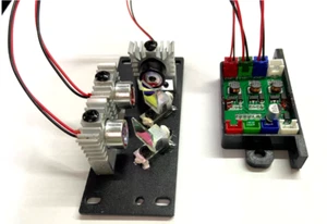 Modulo laser a colori RGB 500mw rosso verde blu bianco TTL - Foto 1 di 7
