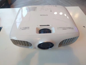 3D-Beamer EPSON EH-TW600W, inkl. 3D-Brillen - Bild 1 von 8