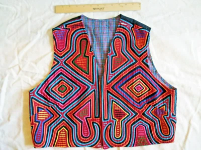 Chaleco vintage con molas hechas a mano de Panamá Foto 1 de 3