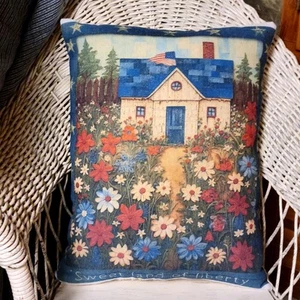 NNew Primitive Farmhouse Americana Patriotic Cottage fields of flowers Pilloiw - Picture 1 of 5