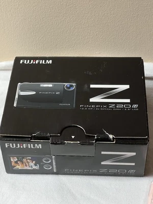 FUJIFILM FINEPIX Z20FD Digital Camera Black 3x Zoom, 2.5" LCD, 10MP Open Box - Image 1 of 4