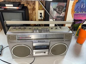 Vintage Panasonic FM-AM Stereo Radio Cassette Recorder RX-5030 Netzkabel - funktioniert - Bild 1 von 9