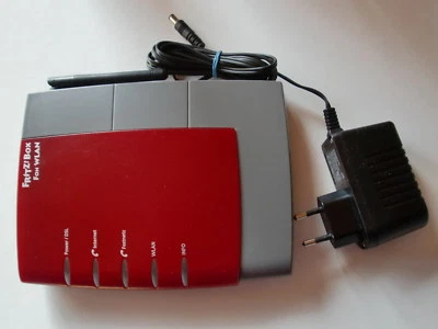 AVM FRITZBox Fon WLAN 7141 125 Mbps 1-Port 100 Mbps Verkabelt Router (WLAN 7141) - Bild 1 von 4