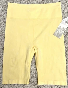 Damen-Radshorts SAGE Collective gerippt Bananencremegelb Large neu mit Etikett - Bild 1 von 4