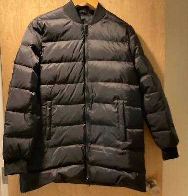 NUEVO CON ETIQUETAS MPG INTERCOLLEGIATE Bomber NEGRO Mujer’s 800 Relleno Talla L Hasta el muslo abajo Foto 1 de 4