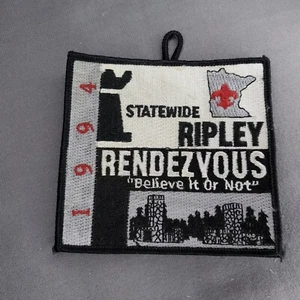 Parche Statewide Ripley Rendezvous Believe It or Not BSA Boy Scout Minnesota 1994 - Imagen 1 de 2
