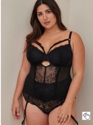 Bustier con aros y tiras tórridas - Encaje Negro Talla Grande 2 Foto 1 de 4