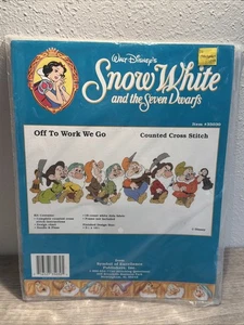Walt Disney Blancanieves 7 enanos fuera al trabajo vamos punto de cruz 5 1/4 X 16 1/2" - Imagen 1 de 2