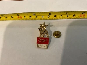 1992 Republican National Convention Lapel Pin Miller Beer - Picture 1 of 4
