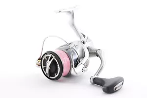 Shimano 15 Stradic 2500HGS K Near Mint Fishing Spinning Reel from Japan B0134 - Picture 1 of 15