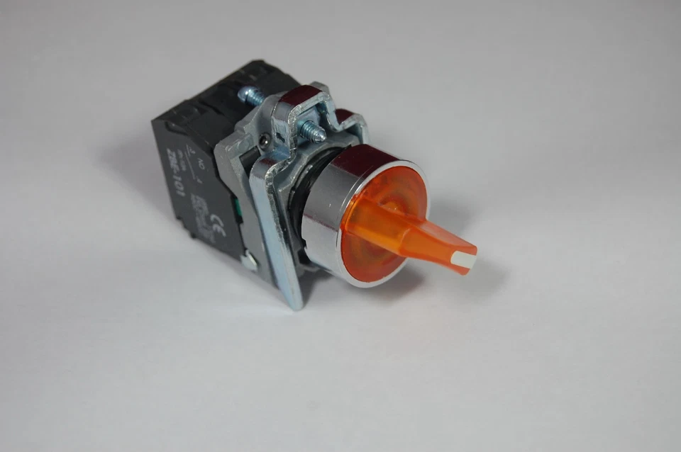 22mm ILLUMINATED Select switch 3 Position Fits Orange XB4BK155G5 120V Momentary - Image 1 of 1